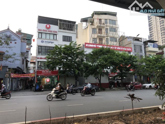 BÁN GẤP NHÀ 225 M2-4 T- MT 12 - PHỐ HUẾ - HAI BÀ TRƯNG VỊ TRÍ ĐẸP GIÁ TỐT ĐẦU TƯ - 84 TỶ