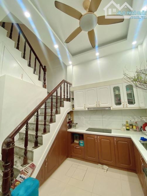 NHÀ KIM NGƯU - THOÁNG TRƯỚC SAU - SAU QUI HOẠCH RA PHỐ - NHÀ ĐẸP - 38M2 - 6.96 TỶ