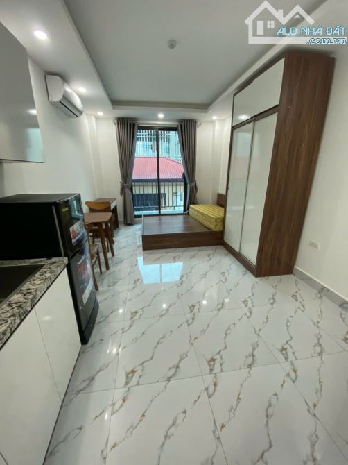 CCMN 7 TẦNG THANG MÁY, NGÕ 26 GIANG VĂN MINH, CÁCH PHỐ 20M, 10 PHÒNG KHÉP KÍN CHO THUÊ 50T