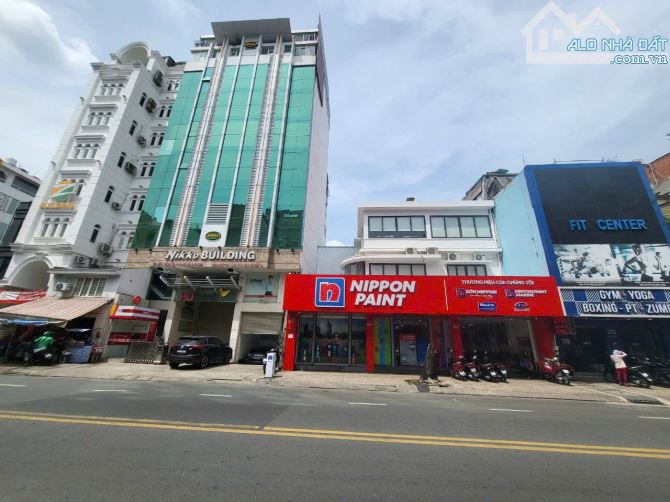 Bán Nhà MT Đường Nguyễn Hữu Cầu Q1, Sát Chợ Tân Định - DT 13x25m - ~400 triệu / m2