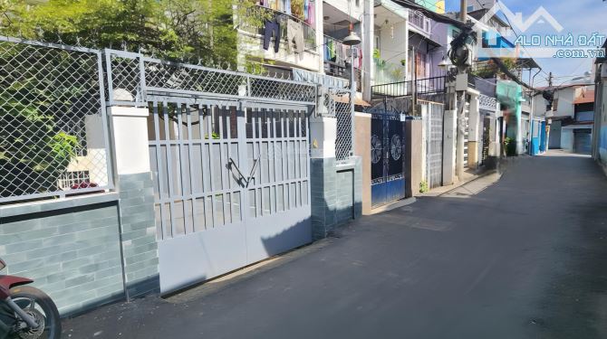 NHÀ MẶT TIỀN – 2 MẶT THOÁNG – NGAY SÁT PHẠM VĂN ĐỒNG – GIÁ MINI