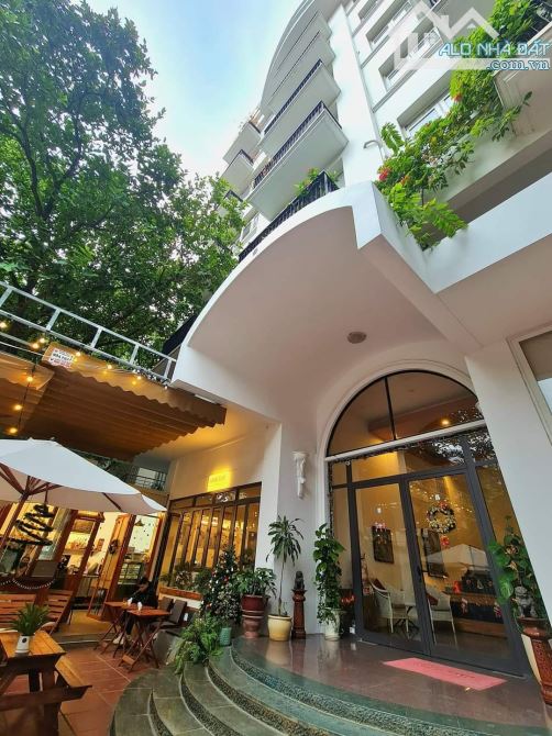 CẦN BÁN TÒA  APARTMENT DIỆN TÍCH 640M XÂY 8 TẦNG, MẶT TIỀN SIÊU RỘNG 20M, GIÁ  265 TỶ
