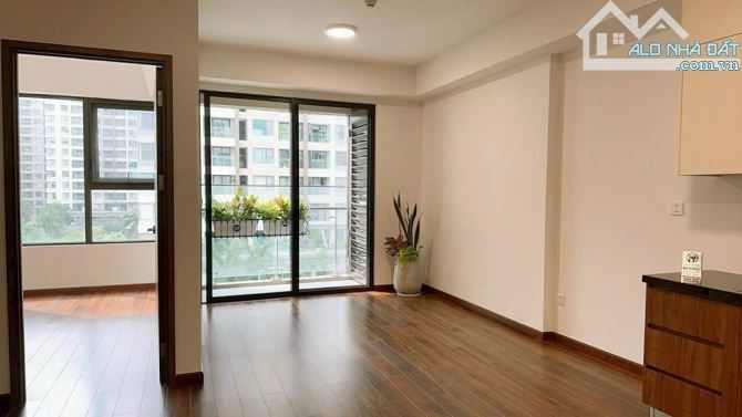 Bán căn hộ Akari City tầng cao, có sẵn HĐ thuê, trả trước 1 tỷ nhận nhà, sổ hồng