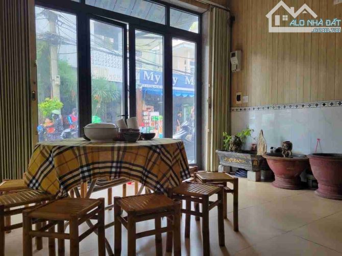BÁN NHÀ 3 TẦNG MẶT TIỀN  ĐƯỜNG HẢI HỒ SÁT CHỢ ĐỐNG ĐA