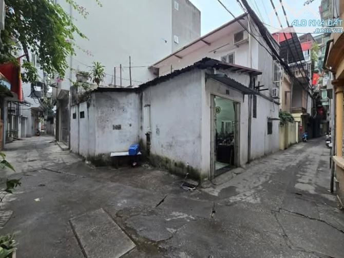 BÁN ĐẤT HOÀNG HOA THÁM*BA ĐÌNH*76M*2T*MT16M*GIÁ:7.6TỶ*2 MẶT THOÁNG*XÂY CHDV DÒNG TIỀN