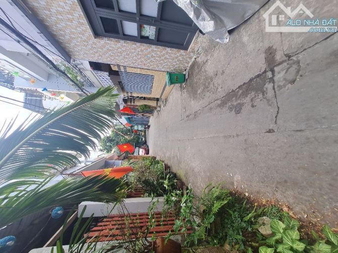 BÁN ĐẤT 190M2 TẶNG KÈM DÃY NHÀ C4 CÓ 11PHÒNG ĐANG CHO THUÊ SẴN DÒNG TIỀN 30TR/THÁNG HẢI CH