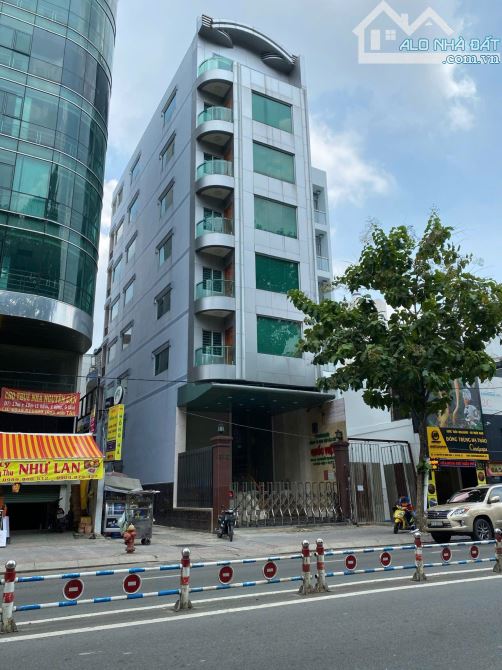 Bán Tòa Nhà Góc 2 Mặt Tiền  Nguyễn Thị Minh Khai Q.1 - 7*23m- Hầm 8Tầng- Gía : 100Tỷ