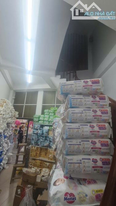 NHÀ CÓ 1 KHÔNG 2 - MẶT PHỐ QUANG TRUNG, HÀ ĐÔNG – 72m2, 4 TẦNG, ĐƯỜNG LỚN, HÈ RỘNG 14 TỶ 7