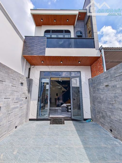 NHÀ TRỆT LẦU MỚI ĐẸP - FULL NỘI THẤT - TRỤC CHÍNH HẺM 577 ĐƯỜNG 30/4 - THÀNH PHỐ CẦN THƠ