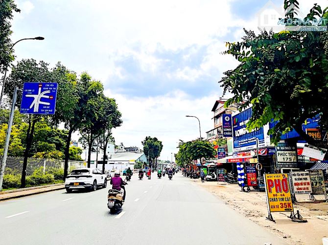 GUYỄN KIỆM - GIẢM SỐC 300TR – TẶNG NHÀ + 3 PHÒNG TRỌ DOANH THU CÓ SẴN