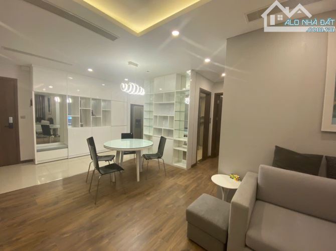 Chính chủ bán căn 3 ngủ Dleroi soleil 146m full nội thất 16 tỷ