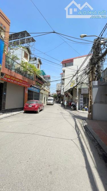 Cần Bán CCMN 8 Tầng 58 Phòng Thang Máy Tại Kim Chung Đông Anh Đối Diện KCN Bắc Thong Long