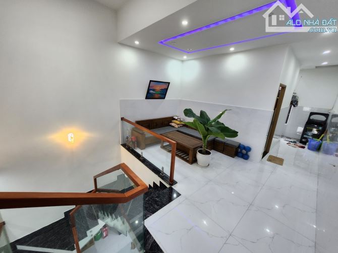 🍀🍀NHÀ MẶT TIỀN SÁT BIỂN 2 TẦNG XÂY FULL MỚI TOANH - VỪA Ở VỪA ĐẦU TƯ - TIỀM NĂNG