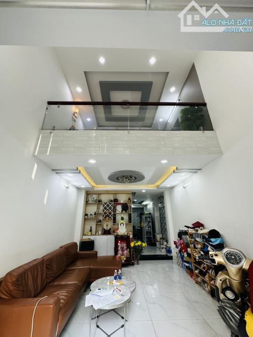 ĐỊNH CƯ Bán Nhà 4 Tầng Cực Đẹp Thành Thái, 42m2, 6.1 Tỷ TL