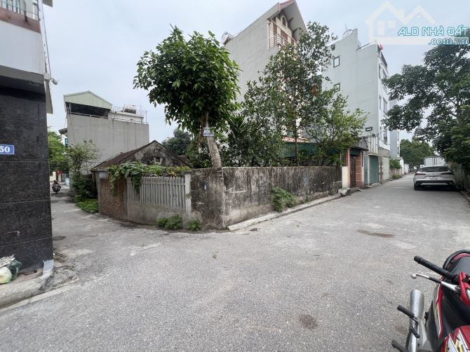 Bán đất Phúc Lợi 60m2 oto 7 chỗ ngủ trong nhà  5.9 tỷ