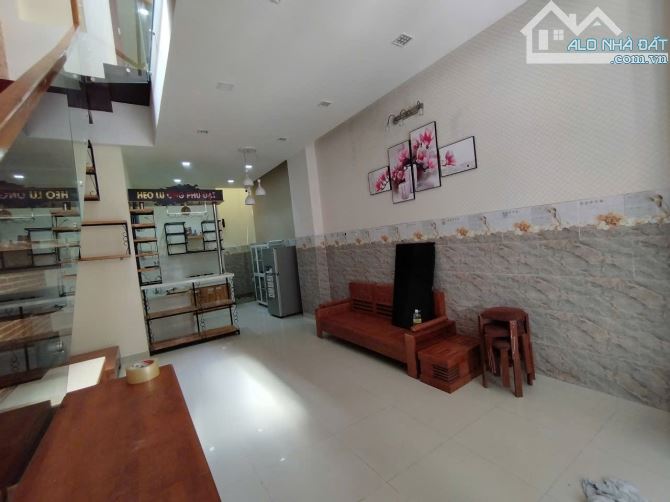 🏠 BÁN NHÀ KIỆT Ô TÔ PHAN TỨ – GẦN BIỂN – NGŨ HÀNH SƠN 🏠 Diện tích 50m² – 3 tầng  ✅ Nhà 3