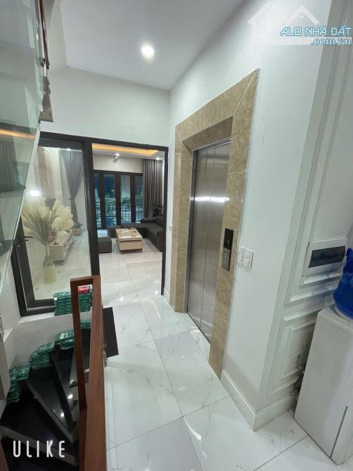 Bán Nhà Phân Lô Vương Thừa Vũ – 59m² – 6 Tầng – Thang Máy – Ô Tô – 17.x Tỷ