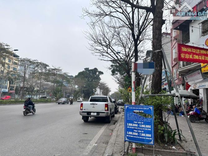 VÀI BƯỚC RA MẶT PHỐ VÕ CHÍ CÔNG-TRƯỚC NHÀ CÓ SÂN RỘNG THOÁNG-DÂN XÂY CHẮC CHẮN-48M2*3T