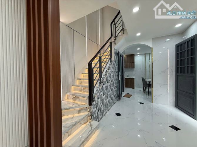 Nhà đẹp Lê Văn Sỹ, Phú Nhuận – Smart Home 5PN, giá chỉ 6.98 tỷ, hẻm xe hơi 50m ra MT