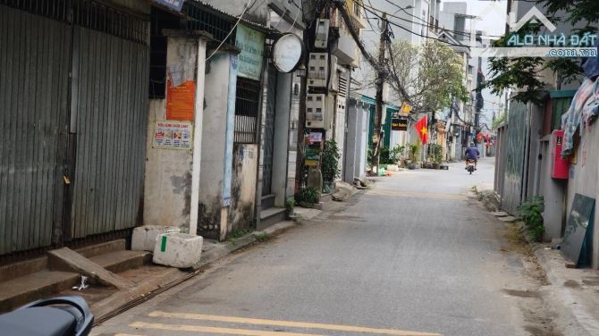 SIÊU PHẨM NGỌC THỤY - MẶTNGÕ Ô TÔ TRÁNH KINH DOANH - THANG MÁY - KHU VỰC GẦN CÔNG VIÊN