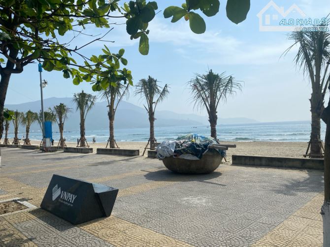 NHÀ 3 TẦNG MT ĐƯỜNG 15M - CÁCH BIỂN 100M - CHỈ 8 TỶ X