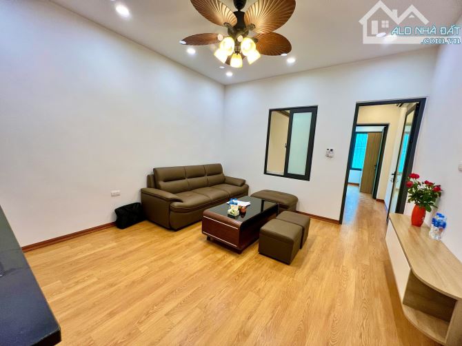 Bán căn hộ t4 Tập thể Rạng đông phố Nguyễn Trãi, q. Thanh Xuân, Hà Nội