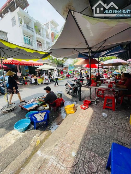 Bán nhà lô góc 2MT chợ Phạm Thế Hiển Q8 (6.8x18) - Kinh Doanh Đỉnh - Thu Nhập Cao