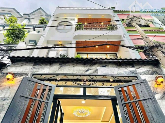 Bán nhà ở đường Bạch Đằng, phường 14, Bình Thạnh, giá 2 tỷ 300 triệu
