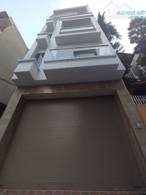 Bán nhà phố Tư Đình Long biên 64m 5t mt4.65m giá 16.6 tỷ thang máy ô tô vào nhà