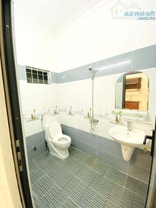 BÁN NHÀ HỒ HỌC LÃM VÕ VĂN KIỆT NHÀ MỚI NỞ HẬU 69m CHỈ NHỈNH 4TỶ