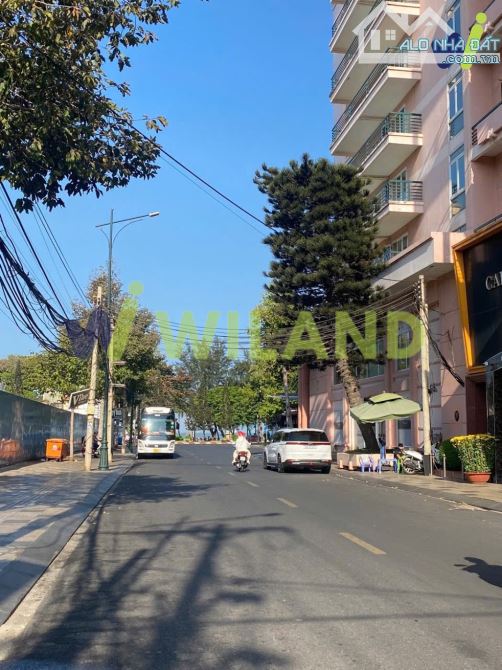 BÁN NHÀ ĐƯỜNG NGUYỄN TRÃI DIỆN TÍCH 132M2 KHU VỰC VIP NGAY BÃI TRƯỚC CHỈ 30 TỶ
