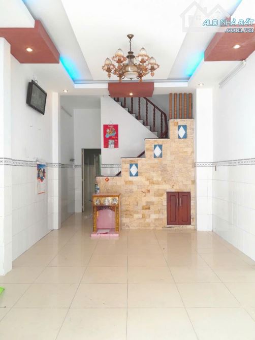 BÁN NHÀ 3 TẦNG 4x17 HẺM XE HƠI LÊ VĂN QUỚI BÌNH TÂN
