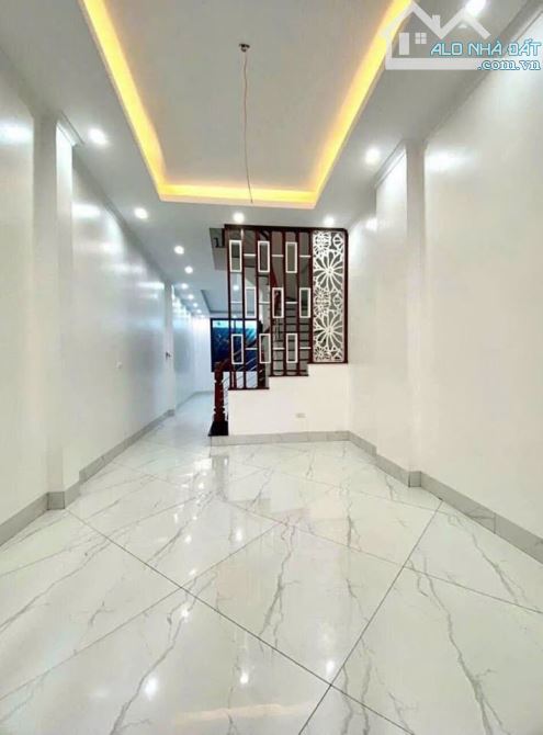 SIÊU PHẨM HIẾM GẶP TẠI VĂN QUÁN – 5 TẦNG ,GIÁ CỰC ĐẸP
