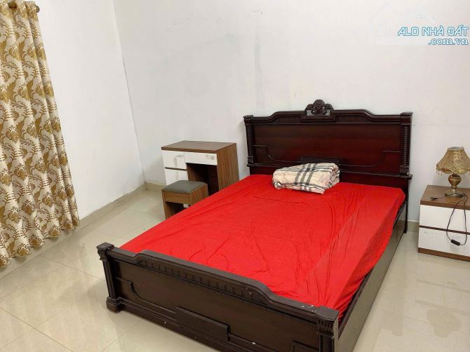 Cho thuê nhà tại ngõ H.Ồ S.E.N – Gần trung tâm, đủ tiện nghi! - 3PN