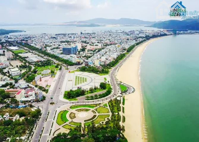 BÁN NHÀ VIEW BIỂN  ĐƯỜNG AN DƯƠNG VƯƠNG DT 221m2 Giá bán: 53 tỷ