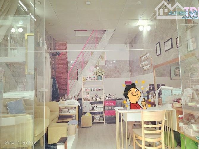 MTKD Nguyễn Xuân Khoát, Tân Phú, 76m2, 4 Tầng, 7,4m x 10,3m, chỉ 15,5 tỷ
