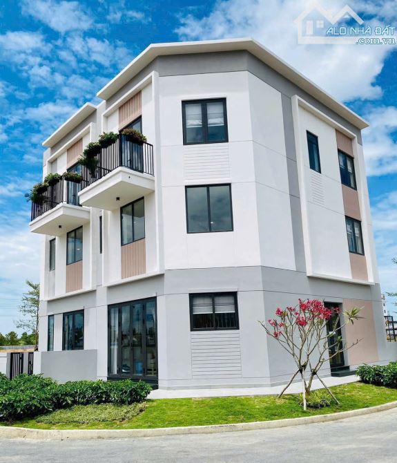 Bán Shophouse tại K Home New City, 800 triệu, 60m2, 3PN, 3WC, 3 tầng- Nơi ở xanh sạch đẹp