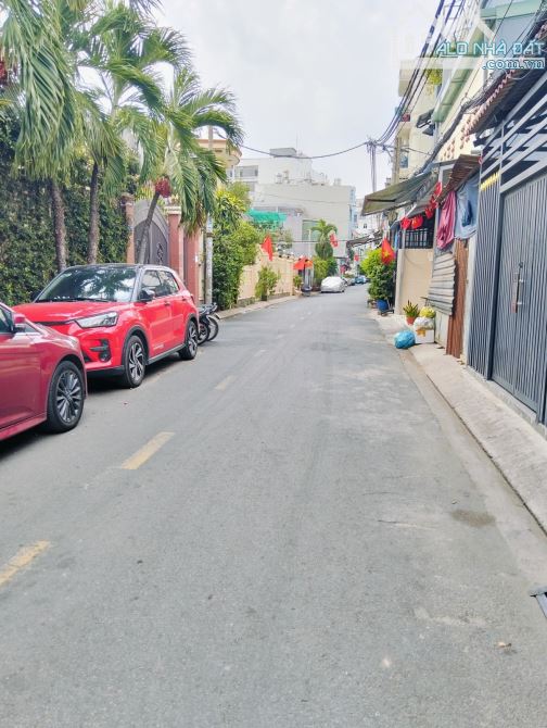 BÁN NHÀ TRƯỜNG CHINH - TÂN BÌNH - HẺM 6M Ô TÔ THÔNG - DT:60M2 - 3 TẦNG - NHỈNH 7,5 TỶ