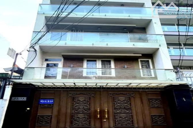 Bán gấp ở ngay, nhà 4 tầng, hẻm 2 xe hơi tránh nhau, Yên Thế, sát Sân Bay !