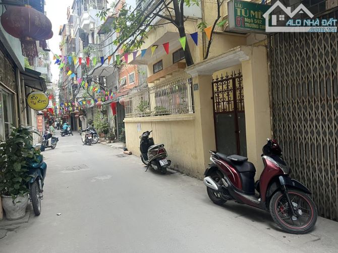 Bán gấp nhà riêng Trường Chinh, Đống Đa, giá 26 tỷ 5, oto vào nhà, kinh doanh