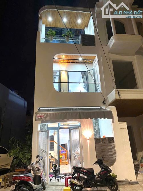 📌📌📌Làm việc trực tiếp!!! Bán nhà mặt tiền phú xuân 9 giá rẻ 🔥