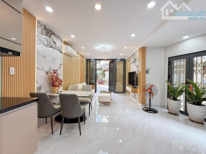 MẶT TIỀN PHÚ NHUẬN - Ô TÔ NGỦ NHÀ - NGAY NGUYỄN VĂN TRỖI, HUỲNH VĂN BÁNH - 36m2 - MỚI Ở NG