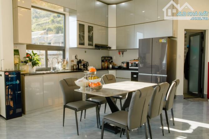 BÁN VILLA ĐẸP – VIEW THUNG LŨNG – DOANH THU ỔN ĐỊNH 100TR+/THÁNG] Vị trí: Đường Hoàng Hoa