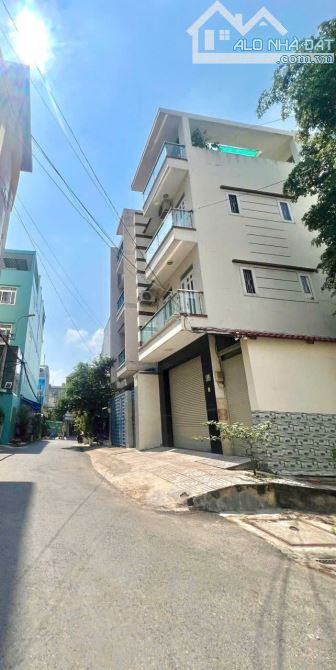 Bán nhà căn gốc mặt tiền khu Tên Lửa , hầm
4 lầu , sân thượng chỉ 12,5 tỷ