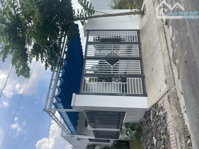 Nhà đẹp cần bán 1 sẹc QL1A Bình Minh Trảng Bom Đồng Nai 1 tỷ 550.