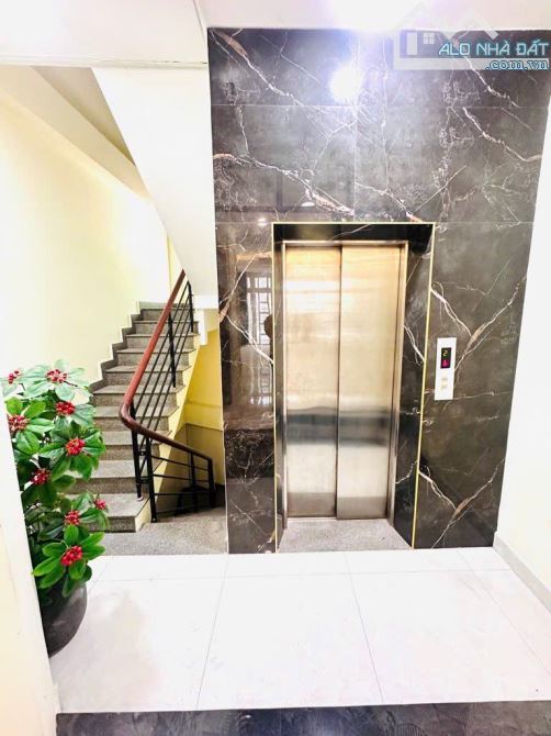 MẶT TIỀN ĐƯỜNG 3/2; LÒNG ĐƯỜNG 30M VỈA HÈ RỘNG- CHO THUÊ KINH DOANH, 6 TẦNG