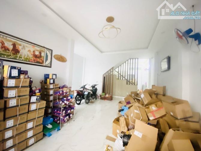 🔥 BÁN GẤP! BÁN NHÀ TRẦN ĐÌNH XU 4.4x17=74m² 2 TẦNG, ⭐ Tiện xây mới, căn hộ dịch vụ