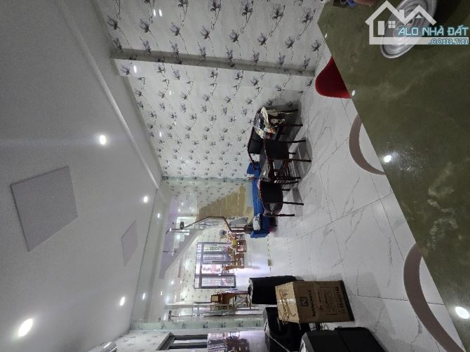 MTKD LÊ THIỆT-NGUYỄN SƠN - ĐƯỜNG 12M CÓ LỀ-5x22- 2 TẦNG-14 TỶ