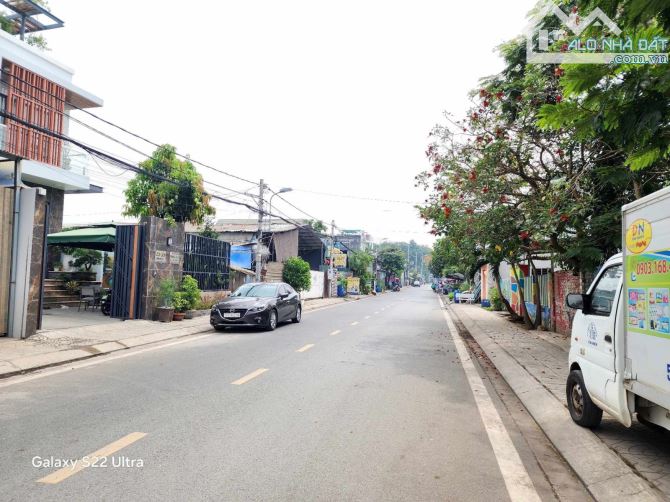 Bán đất mặt tiền đường Cầu Xây 2, trung tâm Phường Tân Phú, Q9 cũ. Dt 148m2, ngang 5,6m