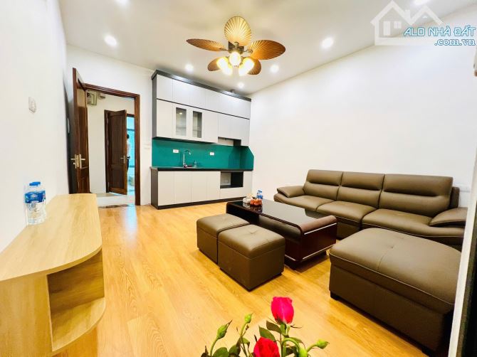 Nhà TT quận Thanh Xuân, view sân phơi 2 mặt thoáng sáng, nhà mới đẹp, 2 ngủ, 2.9x tỷ.